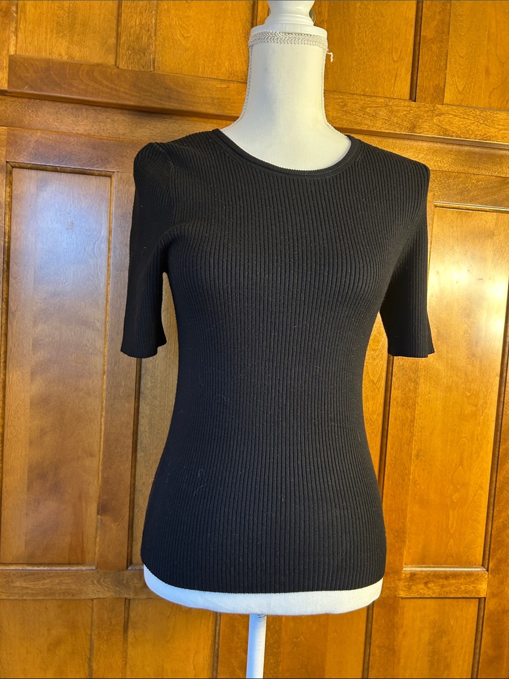 Maeve by Anthropology Womens Black Crew Neck Ribbed Top. Sz S